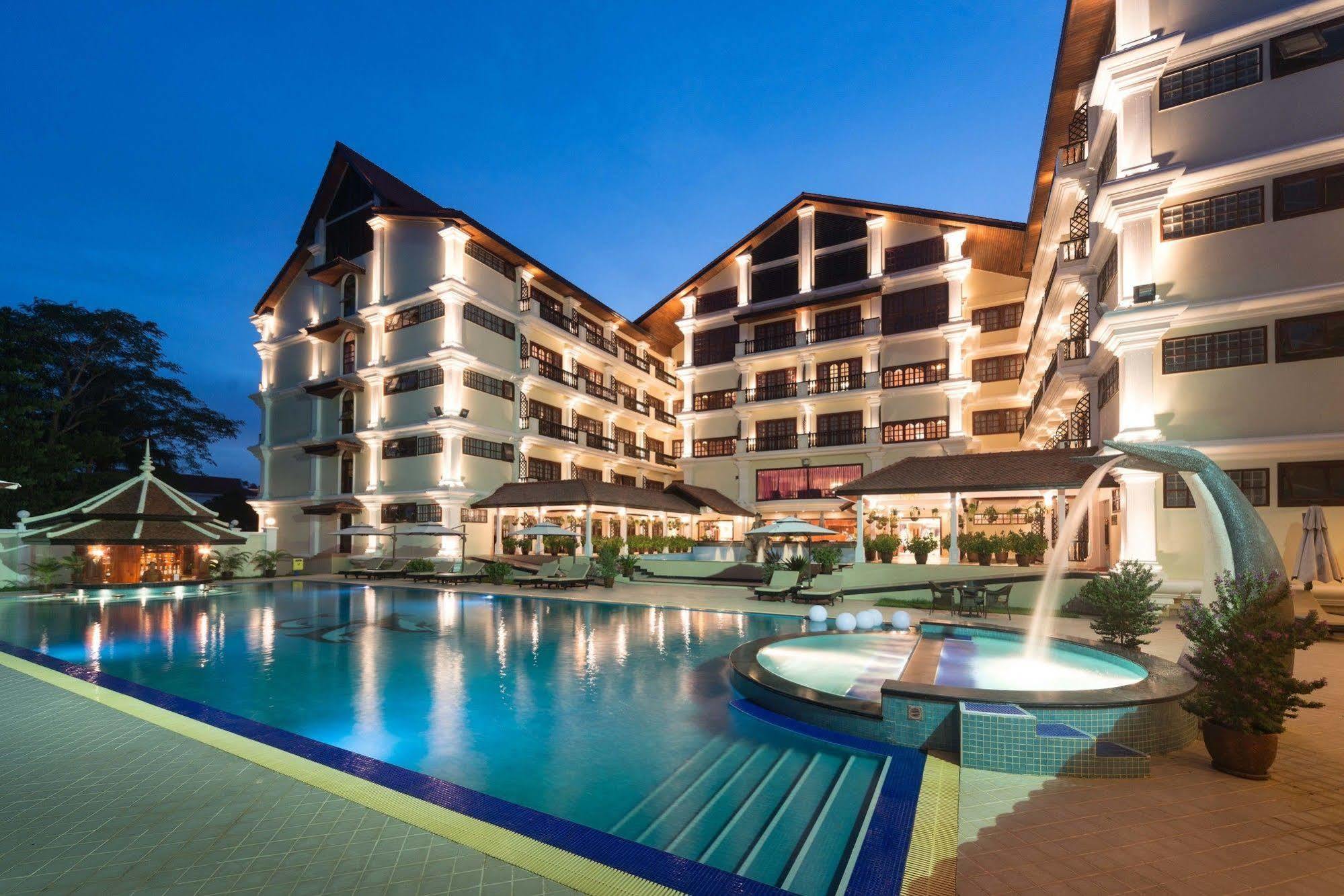 סיאם ריפ Regency Angkor Hotel מראה חיצוני תמונה